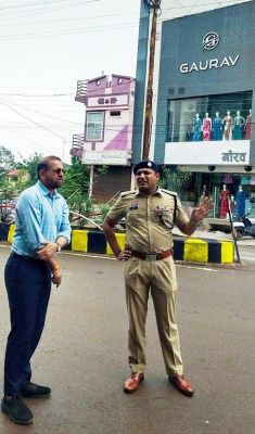 कलेक्टर-एसपी ने सीसीटीवी कैमरों का किया निरीक्षण
