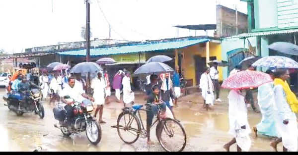 रानी दुर्गावती बलिदान दिवस पर निकाली रैली