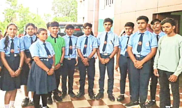 आत्मानंद स्कूलों में 11 वीं-12 वीं के शिक्षकों की कमी, तीन साल से कई पद रिक्त
