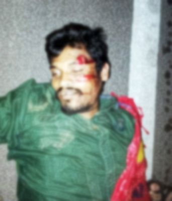 सडक़ किनारे खड़े ट्रक के पीछे जा घुसा बाइक, युवक की  मौत
