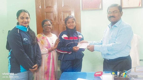 लीना पटेल ने बढ़ाया मान