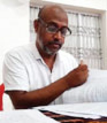 एक ही जमीन पर कई अनुबंध कर राशि हड़पने की हुई थी कोशिश -नीलेश सिंह