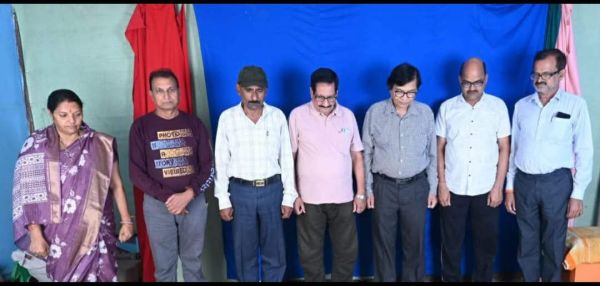 डॉ. सुरेन्द्र दुबे को श्रद्धांजलि