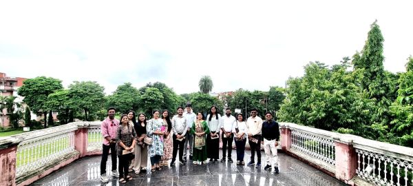 प्रशिक्षु डिप्टी कलेक्टरों का संगीत विवि का अध्ययन भ्रमण