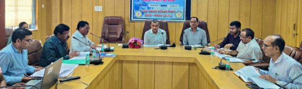 जल जीवन मिशन के अपूर्ण कार्यों को जल्द कराएं पूरा - कलेक्टर