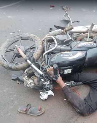 वाहन ने बाइक को मारी  टक्कर, युवक की मौत