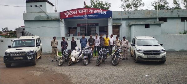 जंगल में जुआ, 9 जुआरी रंगे हाथ गिरफ्तार, नगदी व वाहन बरामद