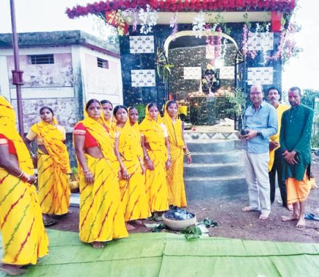 गरीब परिवार ने जौंदी में बनवाया शनि मंदिर