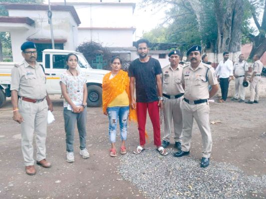 हिस्ट्रीशीटर प्रिंस, राजा और मुस्कान ट्रेन से फरार होते नागपुर में गिरफ्तार
