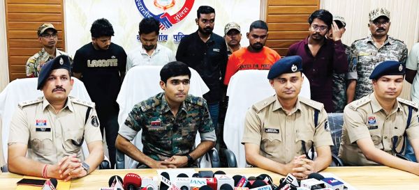 एक करोड़ 70 लाख की सायबर ठगी  5 अंतरराज्यीय आरोपी गिरफ्तार