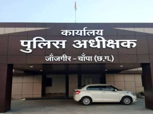 चांपा रेलवे स्टेशन पर फंसी उड़ीसा की 25 बालिकाओं का रेस्क्यू