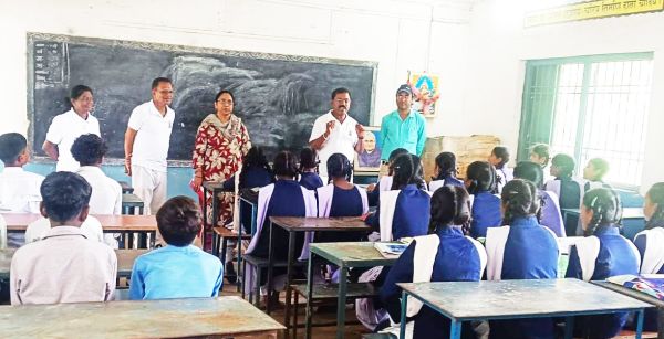 शासकीय हाई स्कूल पासिद में नव पदस्थ व्याख्याताओं द्वारा गुणवत्तापूर्ण शिक्षण प्रारंभ