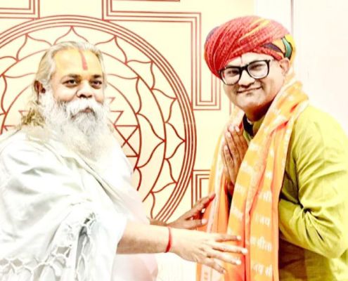 महंत रामसुंदर दास ने की धर्म स्तंभ के कार्यों की सराहना