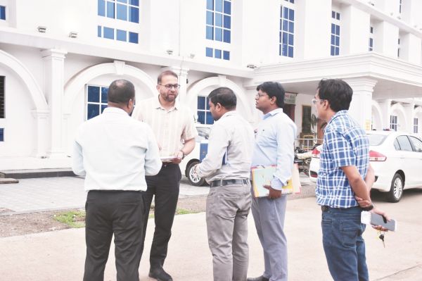 दिग्विजय स्टेडियम में 6 करोड़ की लागत से होगा मरम्मत व निर्माण कार्य