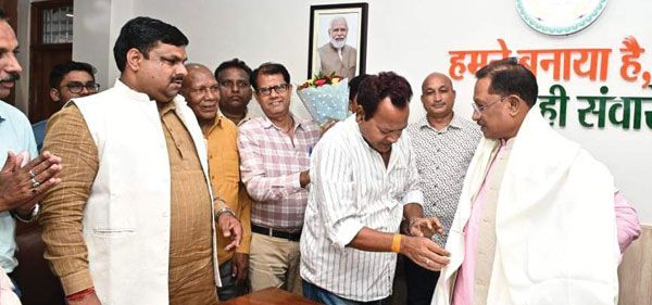 सीएम से यादव समाज के प्रतिनिधियों की मुलाकात