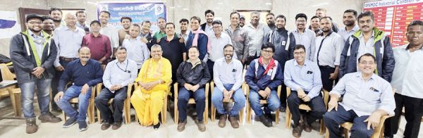एनएमडीसी किरंदुल के वरिष्ठ कर्मचारी शिवचंद वर्मा को सेवानिवृत्ति पर दी विदाई
