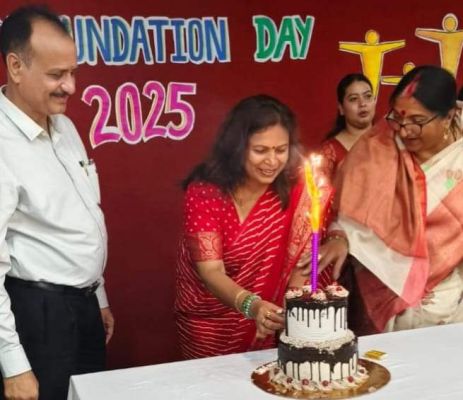 समग्र शिक्षा के प्रति स्कूल की प्रतिबद्धता की सराहना 