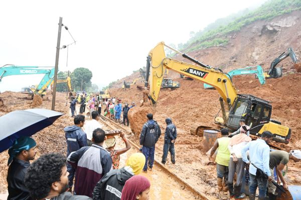 कोरापुट-जयपोर सेक्शन में भूस्खलन के दो दिन बाद ट्रेनों का संचालन बहाल