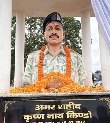 8 साल बाद मिला सम्मान, शहीद कृष्णनाथ किंडो की प्रतिमा का अनावरण