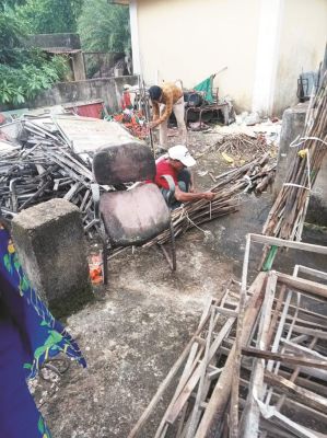  नपं के 4 वार्डों में चला स्वच्छता श्रमदान व जागरूकता अभियान