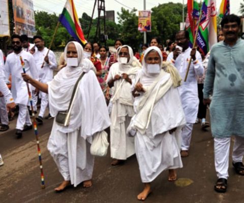 साध्वी समुदाय के साथ प्रियदर्शना का हुआ मंगल प्रवेश, 10 जुलाई से होगा चातुर्मास