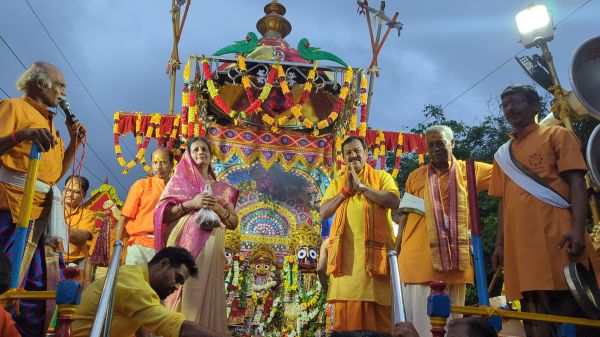 गुंडिचा मंडप में सांसद विजय बघेल ने निभाया राजा का कर्तव्य, जय जगन्नाथ से गूंजा शहर