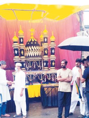 अकीदत व अमन के साथ मनाया मोहर्रम, ताजियों के साथ निकला जुलूस
