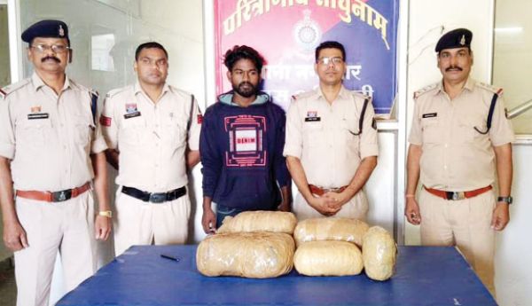 गांजा संग एक आरोपी बंदी