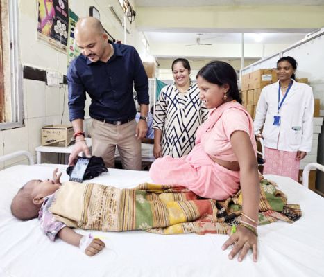 नवापारा यूसीएचसी में बच्चे को दी गई कीमोथेरेपी