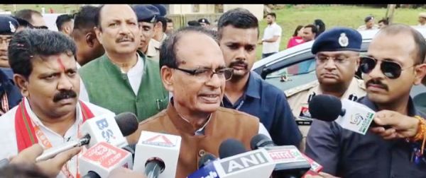 प्रशिक्षण में व्यावहारिक और सैद्धांतिक पहलू पर रखे गए विचारों से सांसद-विधायकों को मिलेगा लाभ- शिवराज सिंह