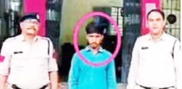 मोबाइल चोरी, फरार आरोपी कवर्धा से बंदी