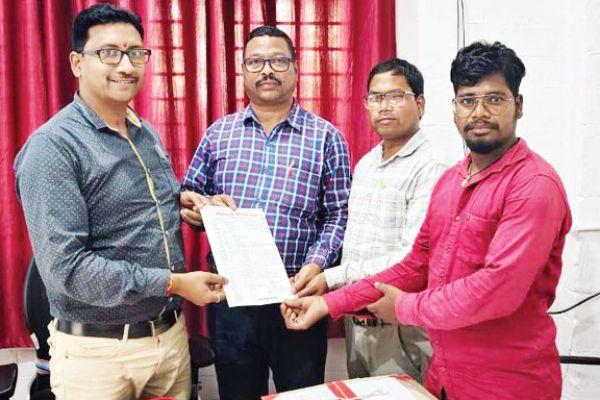 समय पर खाद-बीज नहीं, विरोध-प्रदर्शन की चेतावनी