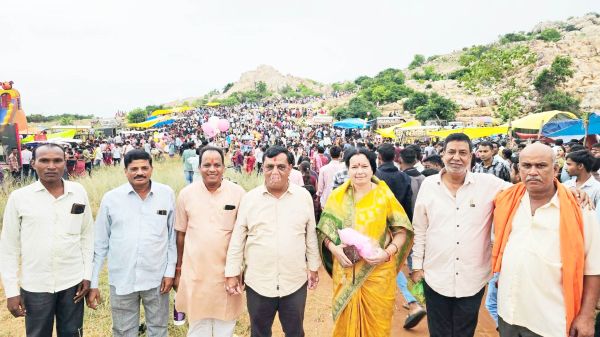 केसराटाल भालू डोंगर रथयात्रा में उमड़ा आस्था का सैलाब: दुर्गम रास्तों के बावजूद पहुंचे श्रद्धालु