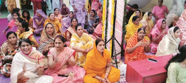 गुरु पूर्णिमा पर भक्तमाता शांतादेवी के दर्शन के लिए श्रद्धालुओं की लगी कतारें