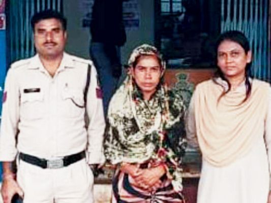 पत्नी ने की थी हत्या, गिरफ्तार नशे में घर आकर दी गाली, मारपीट भी की