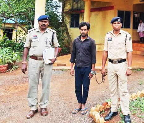 नाबालिग से रेप का फरार आरोपी गिरफ्तार