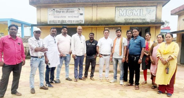 जनपद उपाध्यक्ष ने किया स्कूल का निरीक्षण