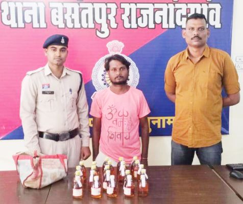 अवैध शराब बिक्री करने वालों पर कार्रवाई  चोरी का फरार आरोपी भी गिरफ्तार