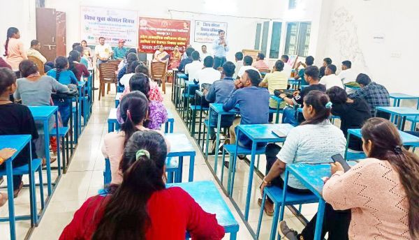 वल्लभाचार्य कॉॅलेज में  विश्व युवा कौशल दिवस का आयोजन