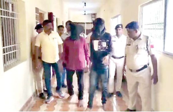  पेट्रोल पंप में लूट और हत्या की घटना  को अंजाम देने वाले 2 गिरफ्तार