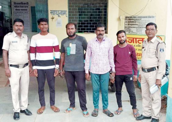 चाकूबाजी, दो मामलों में चार आरोपी गिरफ्तार