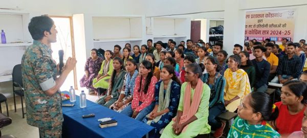 एसपी ने प्रतियोगी परीक्षाओं के अभ्यर्थियों को बताए सफलता के मंत्र