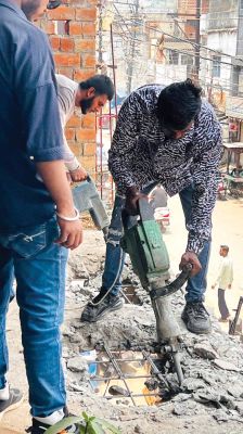 अनुमति विपरीत किए निर्माण को तोड़ा