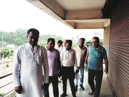 नगर पालिक निगम पालिका बाजार में शिफ्ट होगा चरोदा