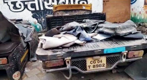 आटो चोरी कर काटकर बेचने वाले कबाड़ी गिरफ्तार