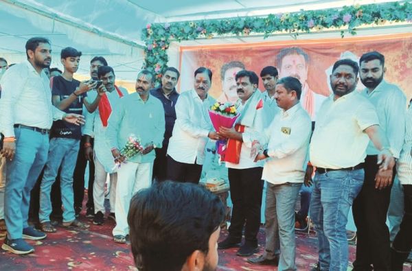 किसान मोर्चा के प्रभारी ने उपमुख्यमंत्री शर्मा को जन्मदिन की बधाई दी