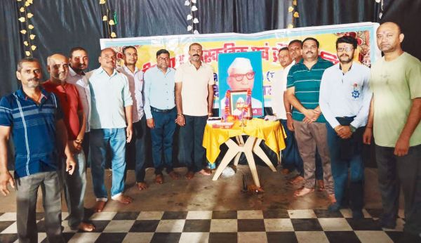 धूमधाम से मनी डॉ. खूबचंद बघेल की जयंती