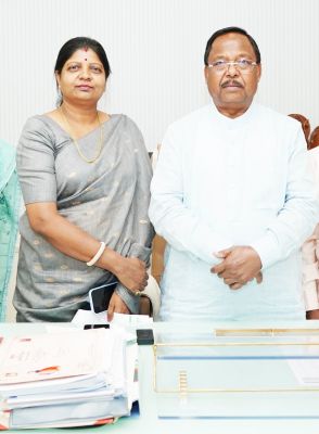 खल्लारी विस में करोड़ों के निर्माण कार्य मंजूर  अलका चंद्राकर ने जताया आभार