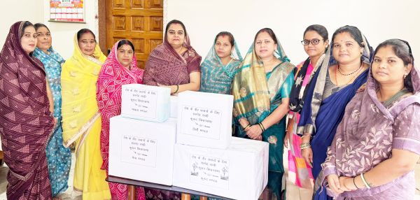 महिला मोर्चा ने भेजी वीर  जवानों के लिए राखी
