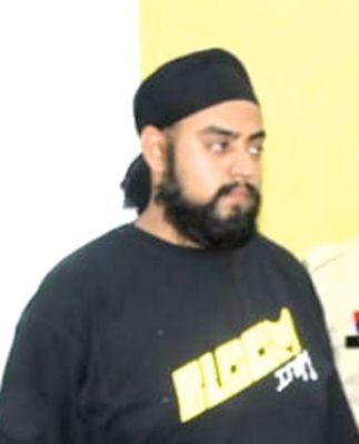 महंगे फोन के लिए लोन दिलाने का झांसा, सात लोगों से 5 लाख से अधिक ठगने वाला गिरफ्तार